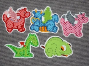 Drache Chamäleon Applikation Handmade Aufnäher rosa grün blau - Bild 1 von 2