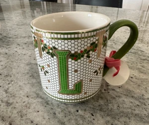 ANTHROPOLOGIE HOLIDAY "L" BISTRO MONOGRAMM TASSE NEU OHNE ETIKETT - Bild 1 von 5