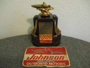 1940 SPEEDBOAT NATIONAL OUTBOARD CHAMPIONSHIP BAKELITE TROPHY+ JOHNSON PATCH 5x8 - Picture 1 of 12