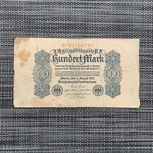 1922 Germany 100 Mark Banknote BERLIN Note German Currency Post WW1 WWI Bill - Picture 1 of 3