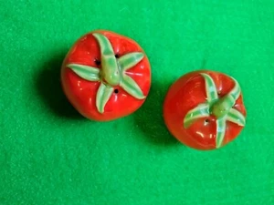 Desfile de despensa vintage 🍃🍅 Salero y pimentero de tomate🍅🍃 ¡Bonito! - Imagen 1 de 10