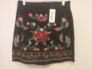 NEW Simplee Women’s EMBROIDERED Floral BOHO MINI Skirt MEDIUM BLACK - Picture 1 of 9