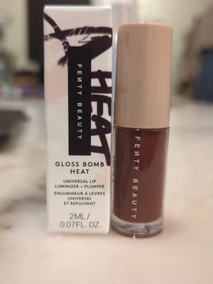 Fenty Beauty Gloss Bomb 2ml Hot Chocolate Heat 04 - Image 1 of 2