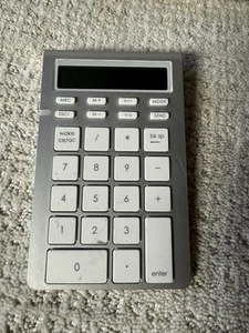 Satechi Silver Wireless Smart Keypad Bluetooth Multi-Functional Mac & PC - Picture 1 of 5