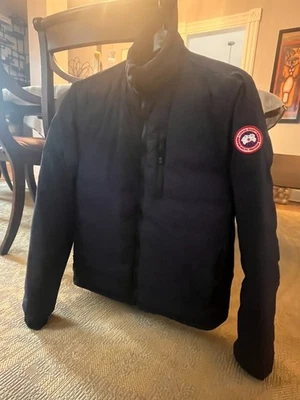 Chaqueta de plumón Canada Goose Lodge - Marina Atlántica - EXCELENTE Foto 1 de 4