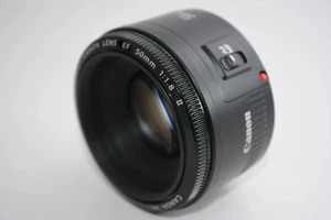 Canon Exterior Premium Single Focus Lens EF50mm F1.8 II Full Size Used - Picture 1 of 6