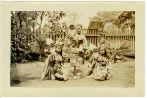 Foto de chicas bailarinas japonesas hawaianas de la década de 1920 - Imagen 1 de 1