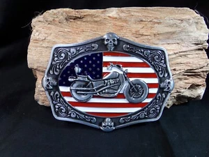 Motorcycle Belt Buckle with the American Flag & 4 Skulls in the middle & ends. - Picture 1 of 6