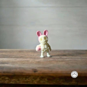 Lindo Mini Animal Flexi Articulado Regalo Impreso en 3D - Esqueleto de Pascua - Imagen 1 de 2