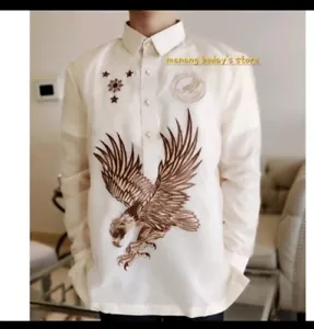 Barong Tagalog da uomo (taglia LARGE) beige con aquila filippina - Foto 1 di 3