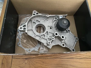 Water Pump and Gasket For RAV 4 Toyota 1995cc Diesel 2003 From Kit KP25562XS-1 - Picture 1 of 4