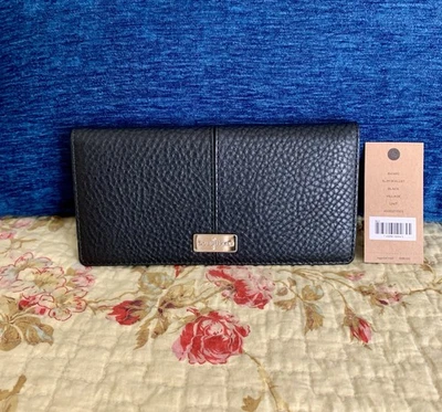 Cartera delgada Cole Haan, colección Village, cuero granulado negro. Foto 1 de 3