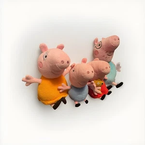 Peppa Pig Familie 7”-11” Plüsch 4 Stück Set Mama Papa Peppa George - Bild 1 von 5