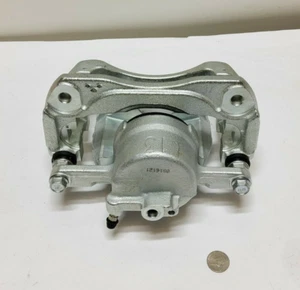 New Toyota 2011 - 2018 47730-07071 Cylinder Assembly Front Disc Brake Caliper - Picture 1 of 10