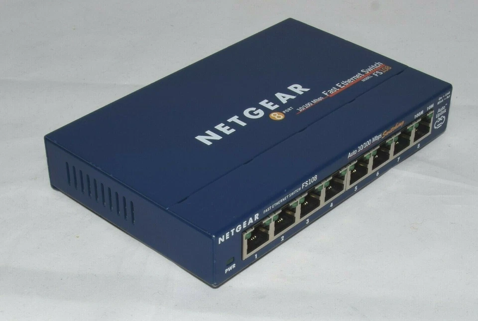NETGEAR Prosafe 8-Port 10/100 Mbps Fast Ethernet Switch FS108 v2 ohne Netzteil - Bild 1 von 4