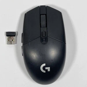 Logitech G305 LIGHTSPEED Wireless Gaming Mouse, Hero 12K Sensor, 12,000 DPI, RGB - Picture 1 of 5