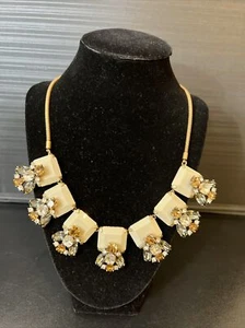 J Crew Statement Necklace Large Rhinestones Acrylic Stone Gold Tone - Picture 1 of 6
