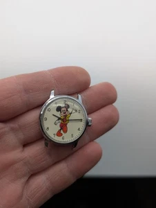 VINTAGE MONTRE MICKEY MOUSE MECANIQUE WALT DISNEY VINTAGE WATCH - Imagen 1 de 11