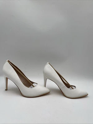 Zapatos de salón para mujer BCBGeneration Hawti punta blanca talla 9,5 M/40,5 Foto 1 de 4