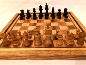 Antikes Schachspiel Intarsien Schachbrett Handgeschnitzt Schachfiguren 8cm König - Bild 1 von 11