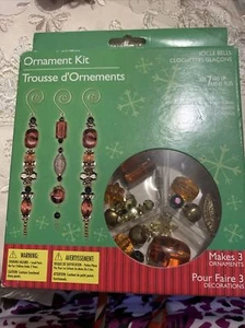 Ornamentset trousse d’Ornements Eiszapfen Glocken ergibt 3 Ornamente - Bild 1 von 2