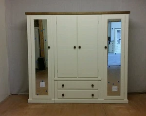 AYLESBURY NEXT 4 DOOR 2 DRAWER QUAD WARDROBE( IVORY & DARK OAK)- SPECIAL OFFER - Picture 1 of 9