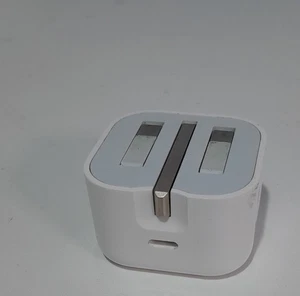 Original Oficial Apple Teléfono iPhone Reloj USB C Red Reino Unido Cargador A2344 20W - Imagen 1 de 10