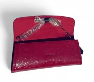 Red Ann Taylor  Clutch Purse - Picture 1 of 9