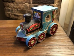 Lowe’s Hand Made & Painted Toy Train 🚂 - Bild 1 von 4