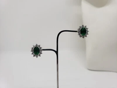 ORECCHINI A BOTTONE CON CRISTALLO VERDE E ZIRCONI IN ARGENTO 925 (0321) - Immagine 1 di 4