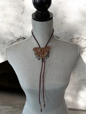 Corbata Bolo estilo suroeste armadillo vintage tono cobre firmada paravenida Foto 1 de 4