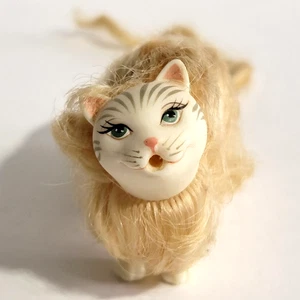 2000 Kitty Fun BARBIE MARSHMALLOW the Cat - Picture 1 of 5