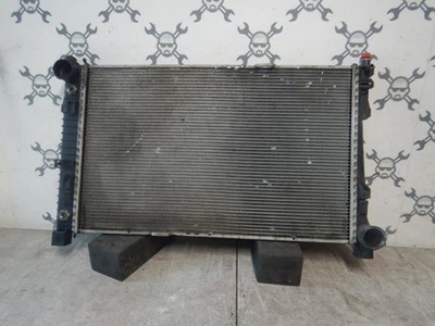 2001 TO 2009 MERCEDES BENZ CLK350 C230 ENGINE COOLING RADIATOR OEM A2035000503 - Image 1 of 4