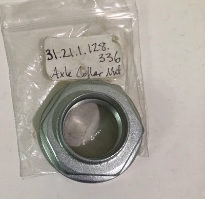 Tuerca de cuello de eje delantero BMW 31211128336 318i 318is 318ti 323Ci 323i 323is 325Ci Foto 1 de 4