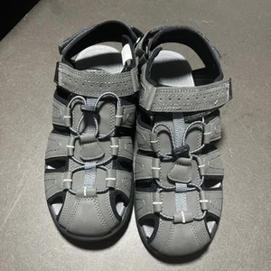 Lands End Mens Gray All Weather Closed Toe Sandals Size 8 NWOB - Picture 1 of 7