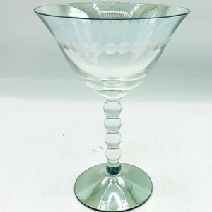 Green Tinted Etched Wine Glass With Bumpy Stem - Afbeelding 1 van 3