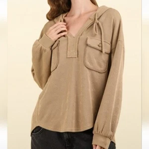 New In Boutique Mocha Oversized Hoodie Knit Top with Patch Pockets NWT size L - Picture 1 of 9