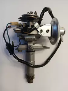 81-83 Dodge Colt, Plymouth Champ 1.6L REBIULT DISTRIBUTOR #T4T62477 Bosch - Picture 1 of 5
