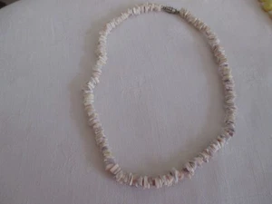 RETRO SHELL NECKLACE - Picture 1 of 2