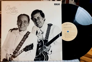 Chet Atkins & Les Paul LP - Chester & Lester - RCA APL1-1167, 1976, NM - Picture 1 of 2