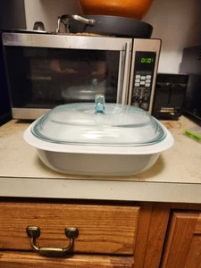 Corning Ware Simply Lite 1.5 Qt Glass Bakeware Dish Casserole with Glass Lid - Picture 1 of 3