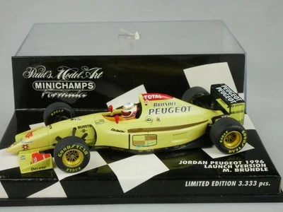Minichamps F1 1/43 Jordan Peugeot 1996 Launch Version Brundle 12 Vitrine 131345 - Bild 1 von 4