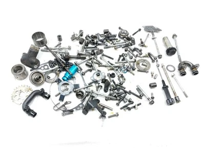 06-08 雅马哈 YZF-R6R YZF R6 发动机电机杂项零件硬件螺栓套件 — 第 1/4 张图片