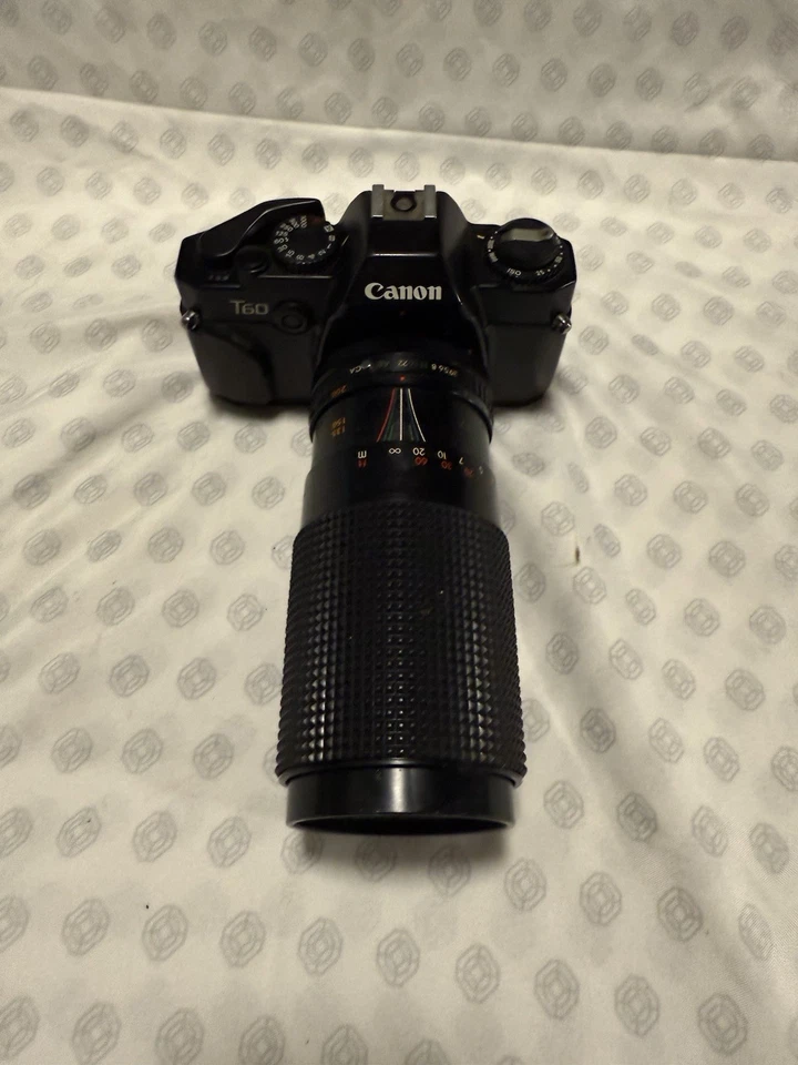 Cuerpo de cámara fotográfica Canon T60 35 mm SLR de colección montaje de lente FD  Foto 1 de 4
