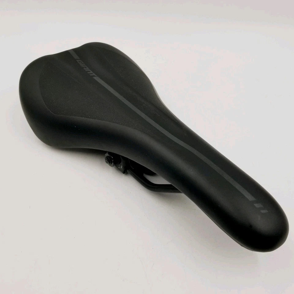 Sillín Giant MTB Bicicleta 275/140mm Negro Carretera Comodidad Híbrido Grava Excelente Asiento Foto 1 de 4