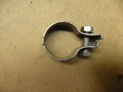 Abrazadera de escape Volkswagen Beetle 1955-1961 36 caballos de fuerza Foto 1 de 3