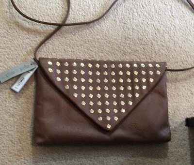 Cartera Bandolera Apt 9 Nueva con Etiquetas Marissa Bolso sin asas Marrón Tachonado Sobre Foto 1 de 4