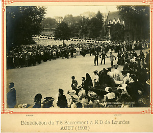 Viron. France, Bénédiction du T.S. Sacrement à N.D. à Lourdes  Vintage print. 
