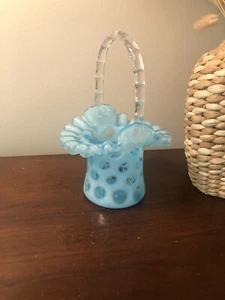 Vintage 1940s Fenton Art Glass Blue Opalescent Coin Top Hat Ruffled Basket 6.5" - Picture 1 of 4