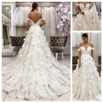 3D Flowers Wedding Dresses Elegant Lace Sweetheart  Backless Tulle Bridal Gowns - Image 1 of 4